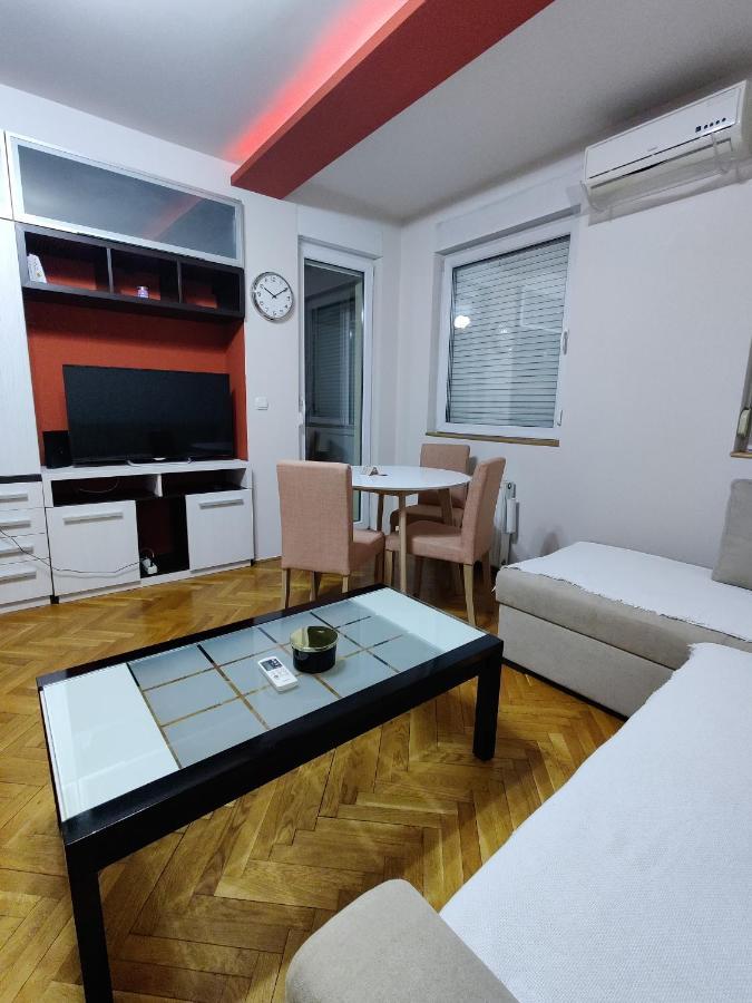 Maja Apartment Нови-Сад Экстерьер фото